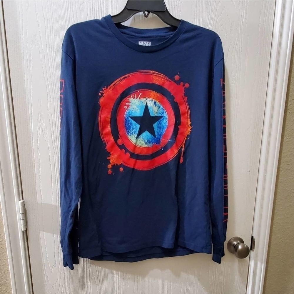 CAPTAIN America long sleeve shirt men's size medium‎